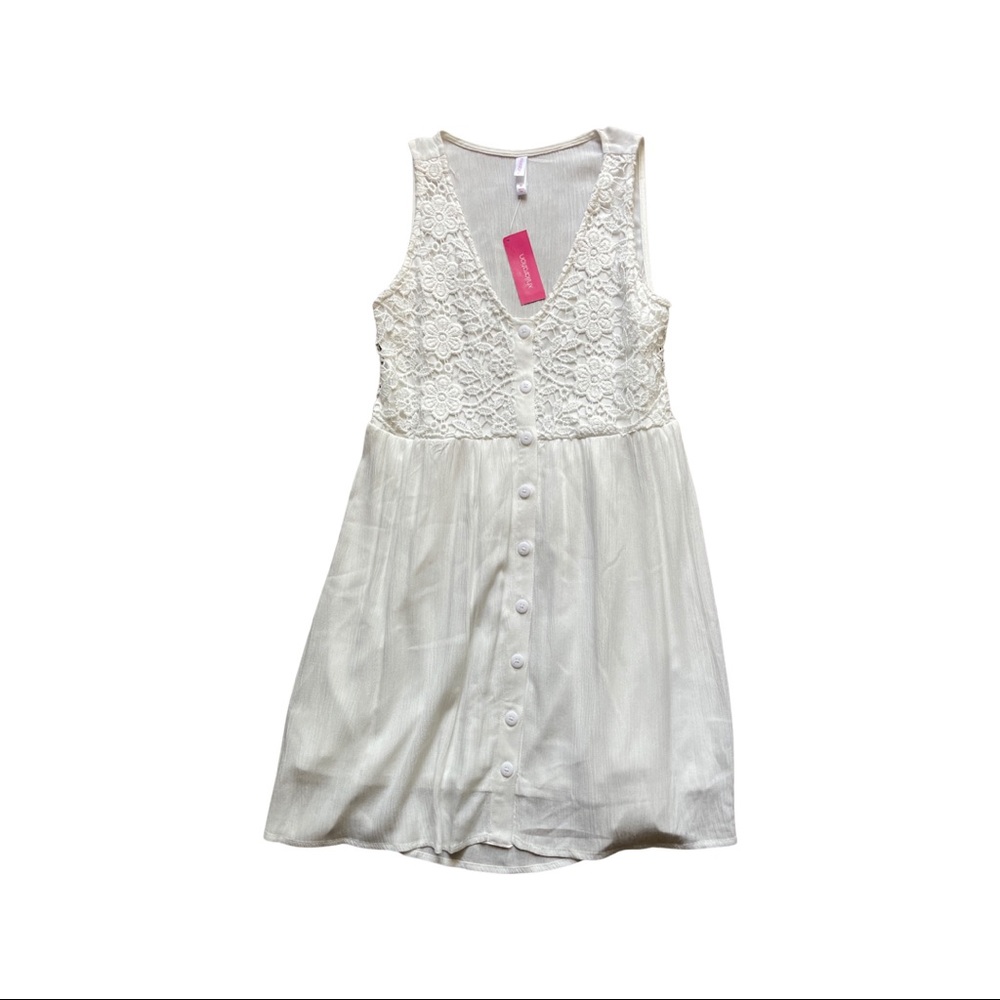 Xhilaration lace tunic top- M